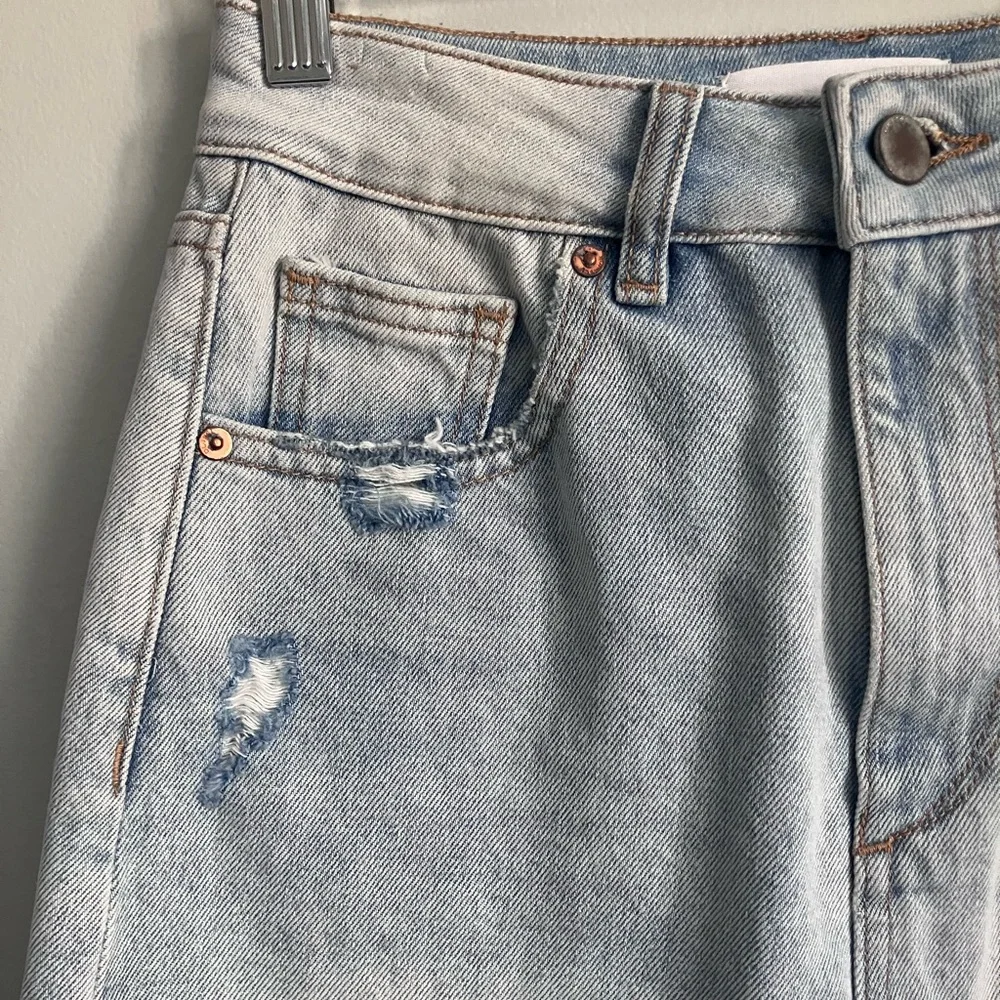 DL1961 Georgia High Waited Light Wash Denim Raw Hem Skirt Size XS - Picture 2 of 9